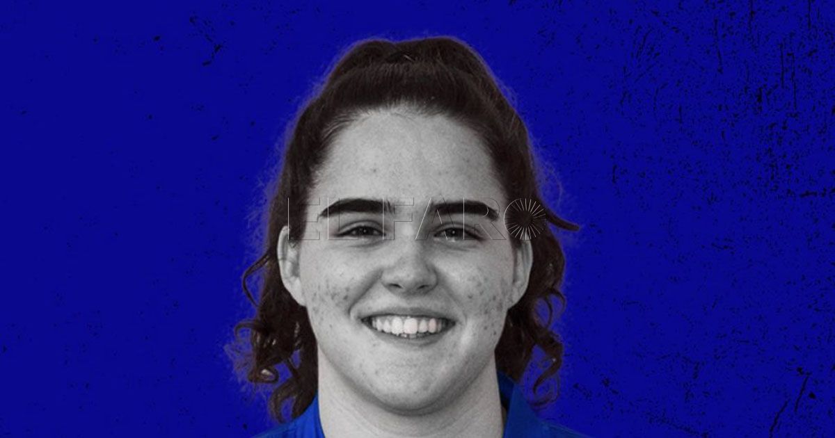12221212 El Melilla Sport Capital renueva a su colocadora Claudia Goñi