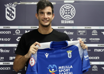 22D 1 Fran Serrano fue presentado ayer oficialmente como jugador azulino