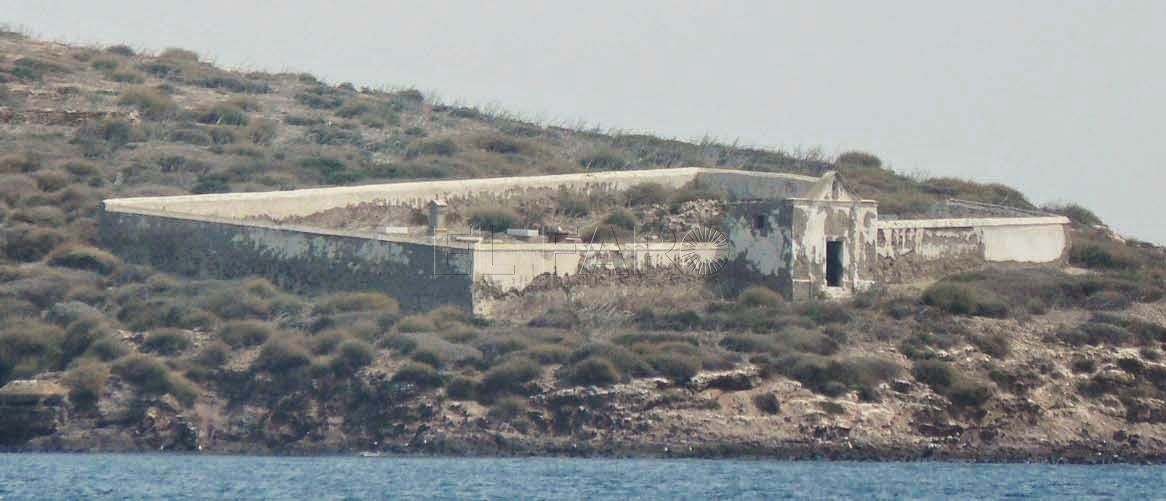 Cementerio Isla del Rey Chafarinas 1 1 Exhumaciones