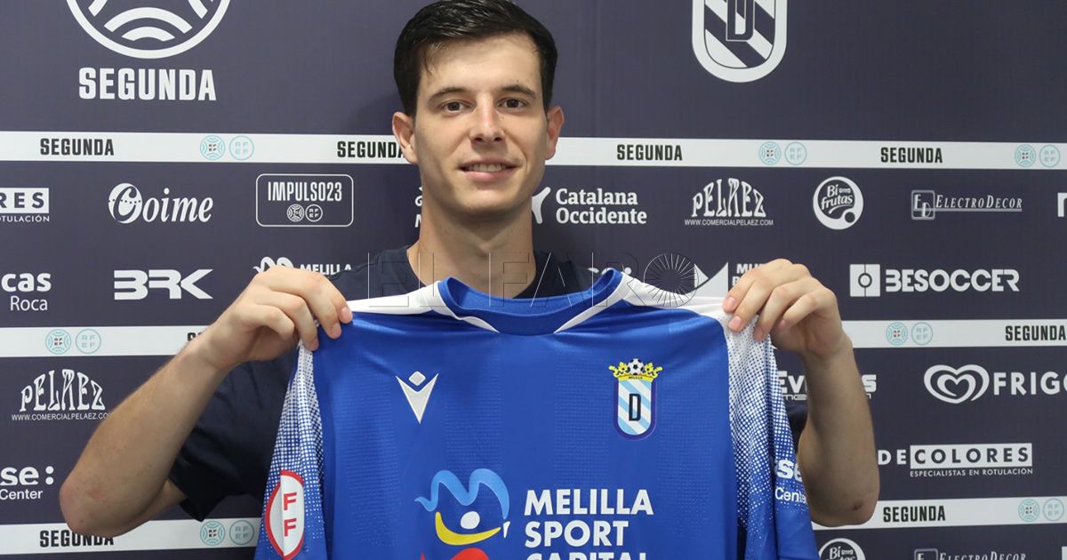 Presentación de David Hernández, nuevo lateral de la UD Melilla