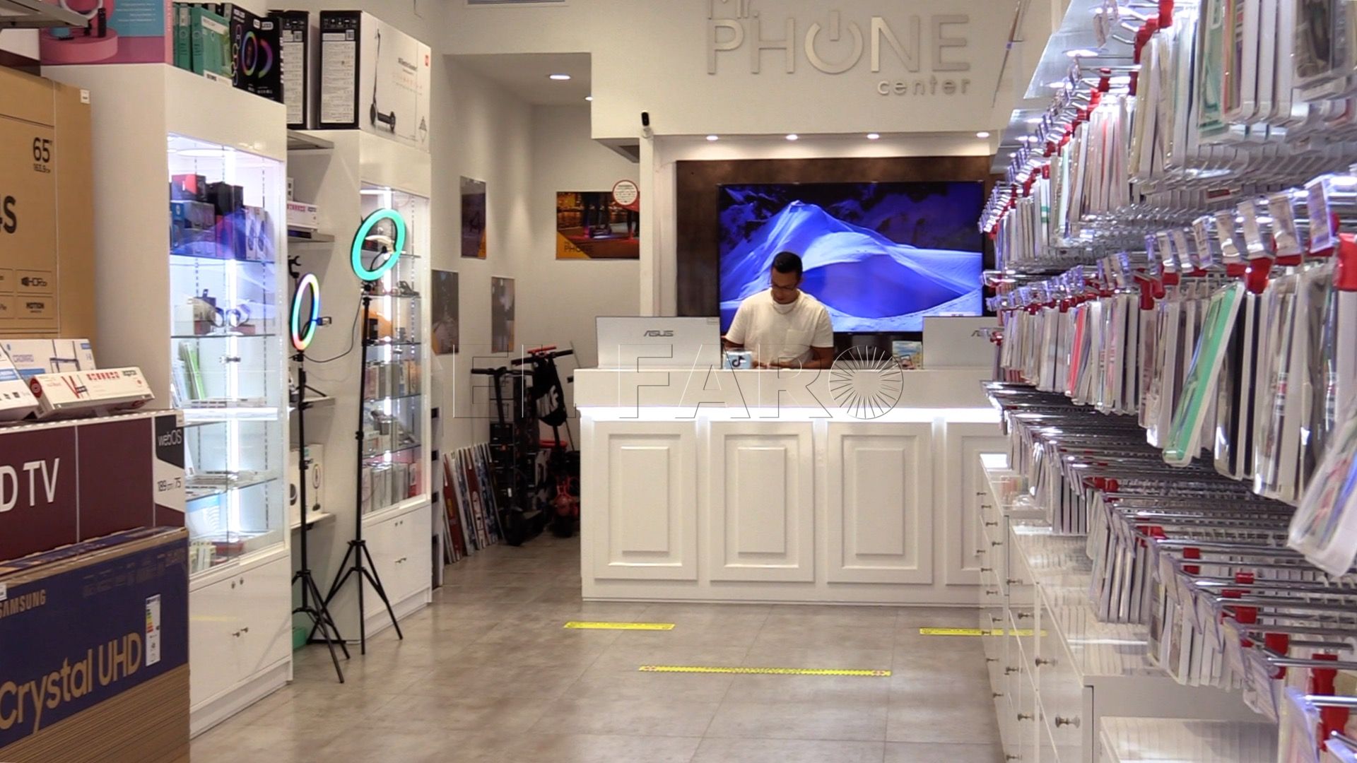 La subida en la factura de la luz se hace notar entre comerciantes del centro La subida en la factura de la luz se hace notar entre comerciantes del centro