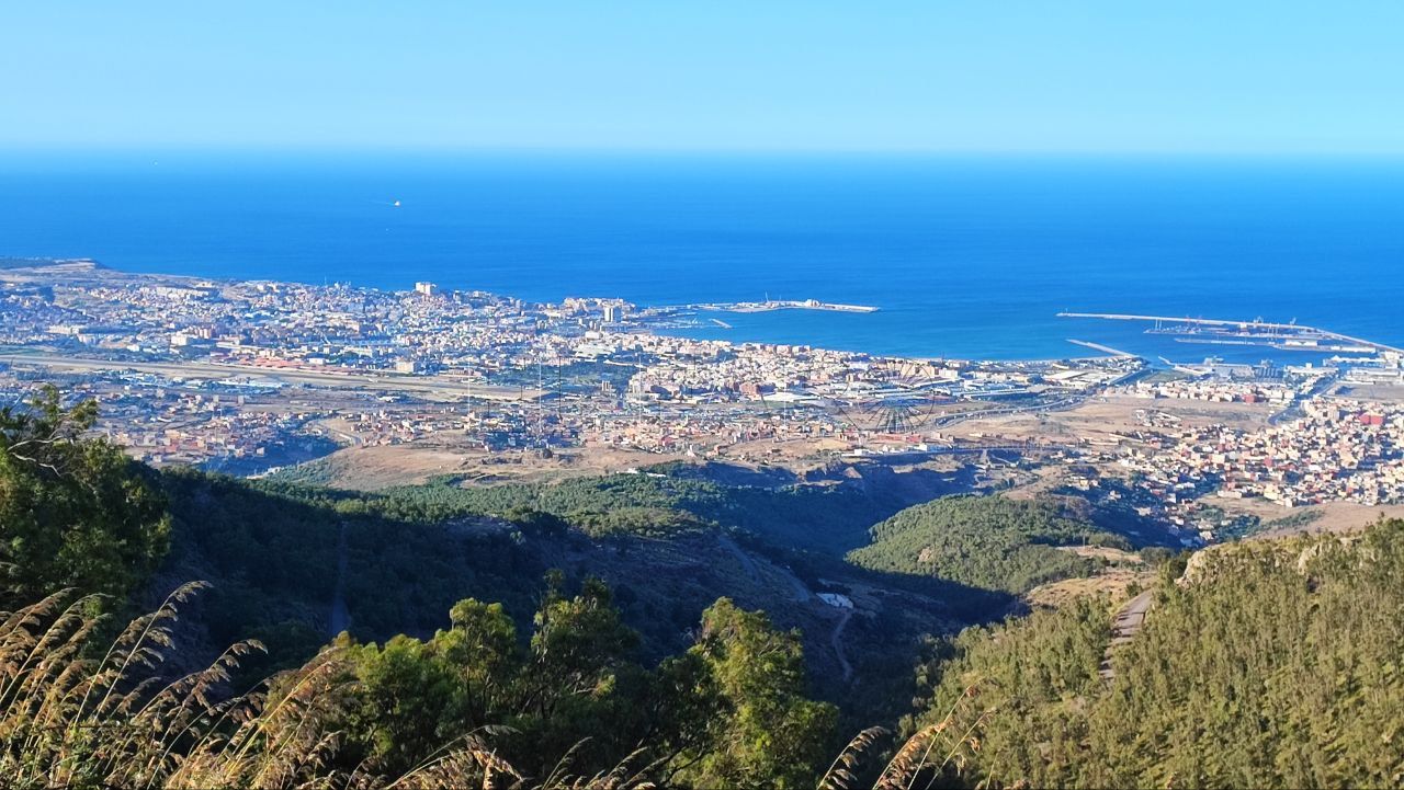 MELILLA NADOR Un partido marroquí propone abrir un diálogo con España sobre Ceuta y Melilla