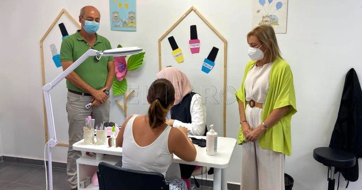 Maeso Maeso visita talleres que apuestan por la inserción sociolaboral de los jóvenes