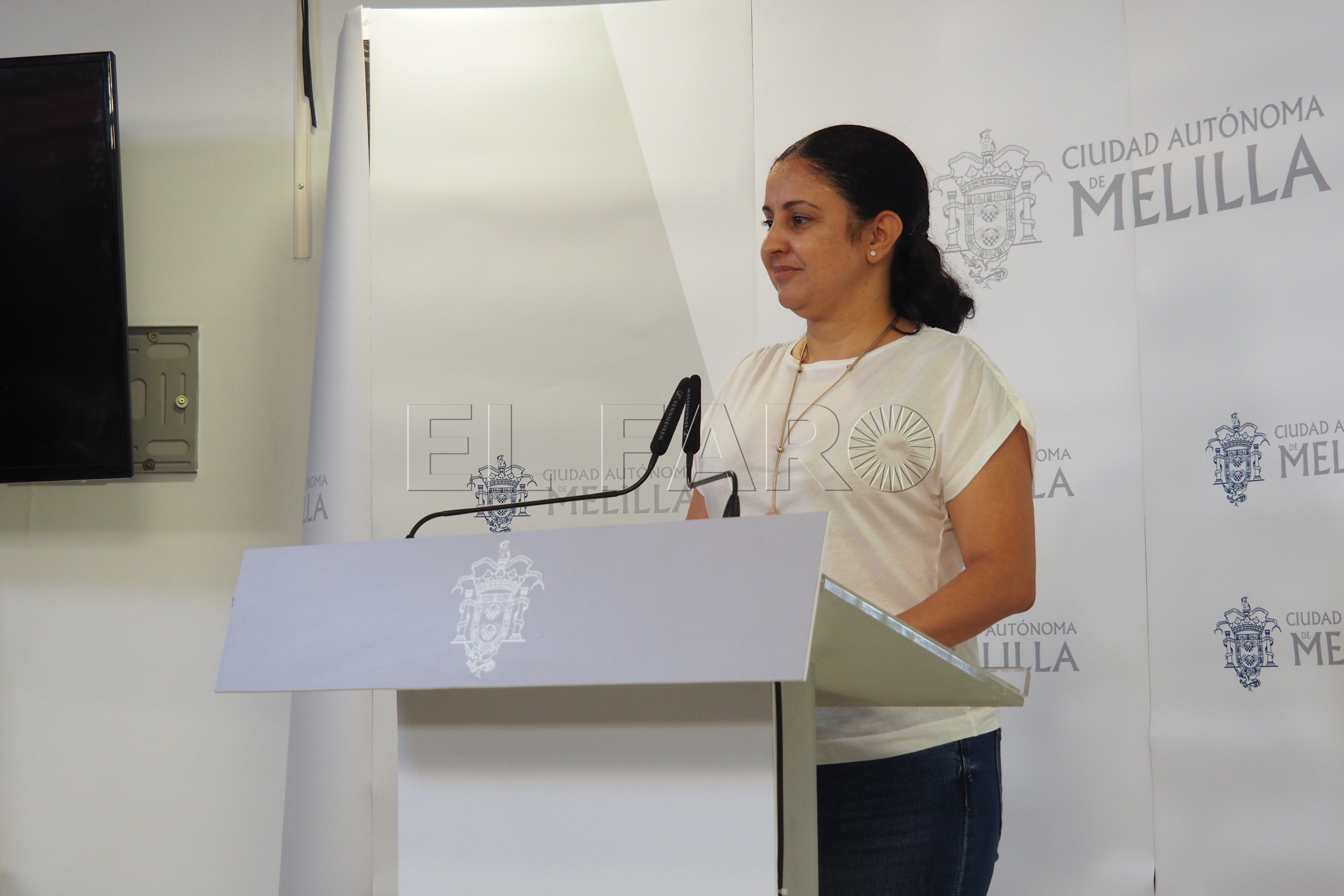 Yonaida Medio Ambiente colocará una colilla gigante en las playas de Melilla para concienciar