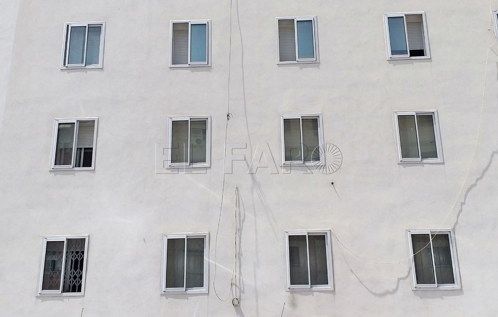 Vecinos de Álvaro de Bazán lamentan el retraso en las obras