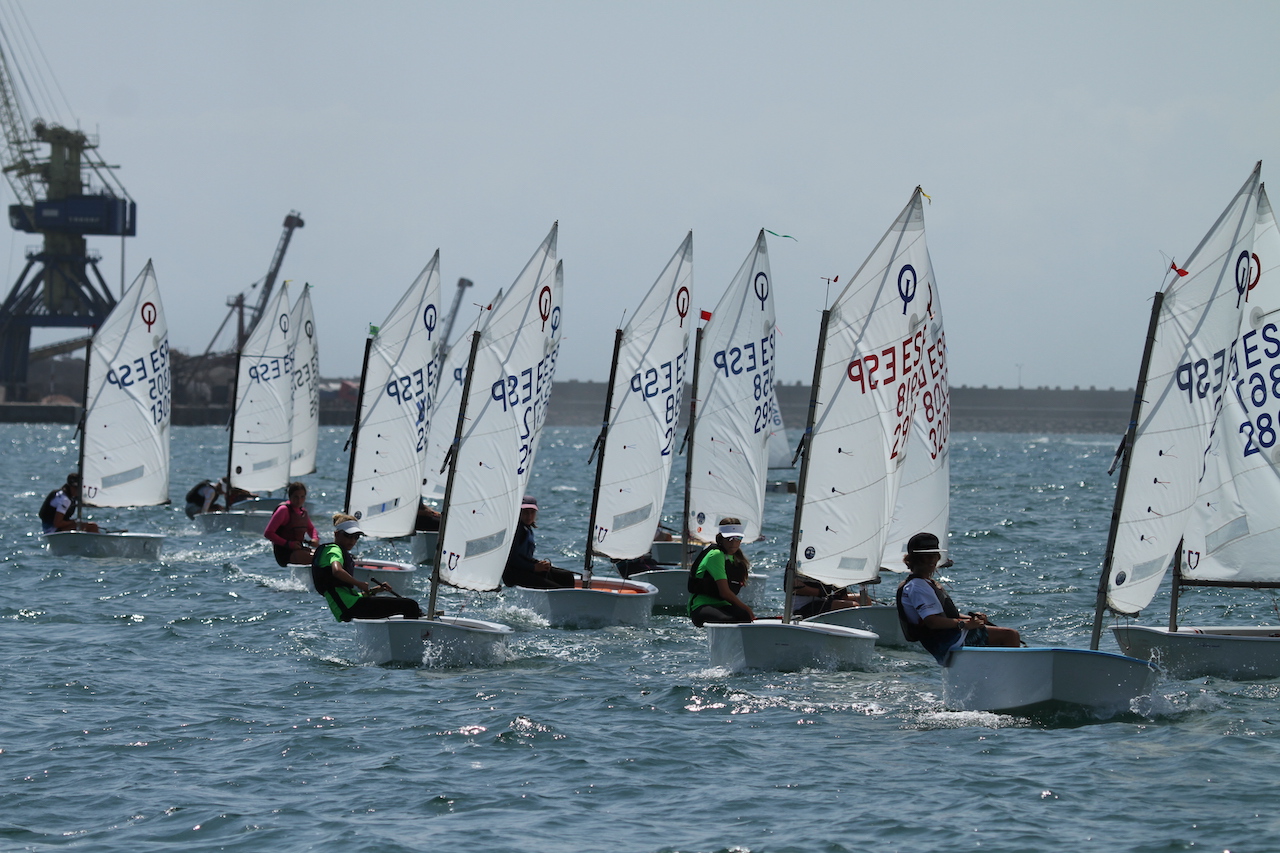 La última jornada en las clases Optimist e Ilca 4 y 6 finaliza sin ninguna sorpresa