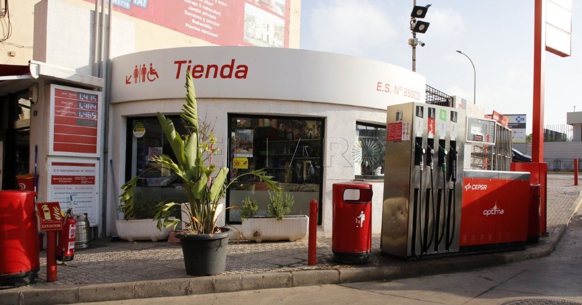 Hace una semana el litro de gasolina podía comprarse a 1,384 euros y este sábado, a 1,323.