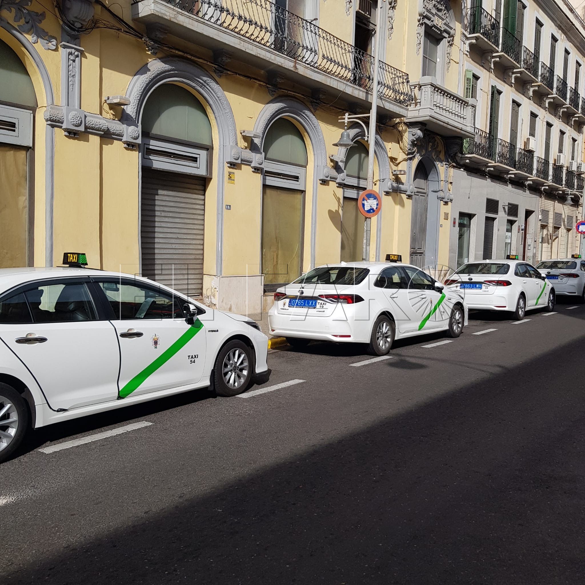 parada de Los taxistas se quejan de que ya no pueden entrar en Marruecos