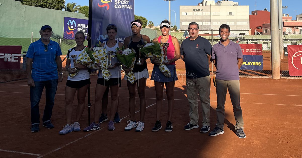 1 3 Amy Zhu y Karola Bejenaru se llevan el título del cuadro de dobles femenino
