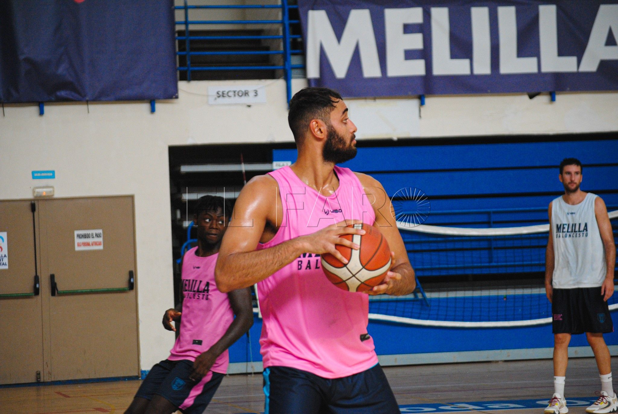 FblGmLAXwAEvMyk Llegan efectivos al Melilla Baloncesto