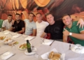 FcDcf2eWIAEdZdX Tras el entrenamiento toda la plantilla de la UD Melilla a la Feria