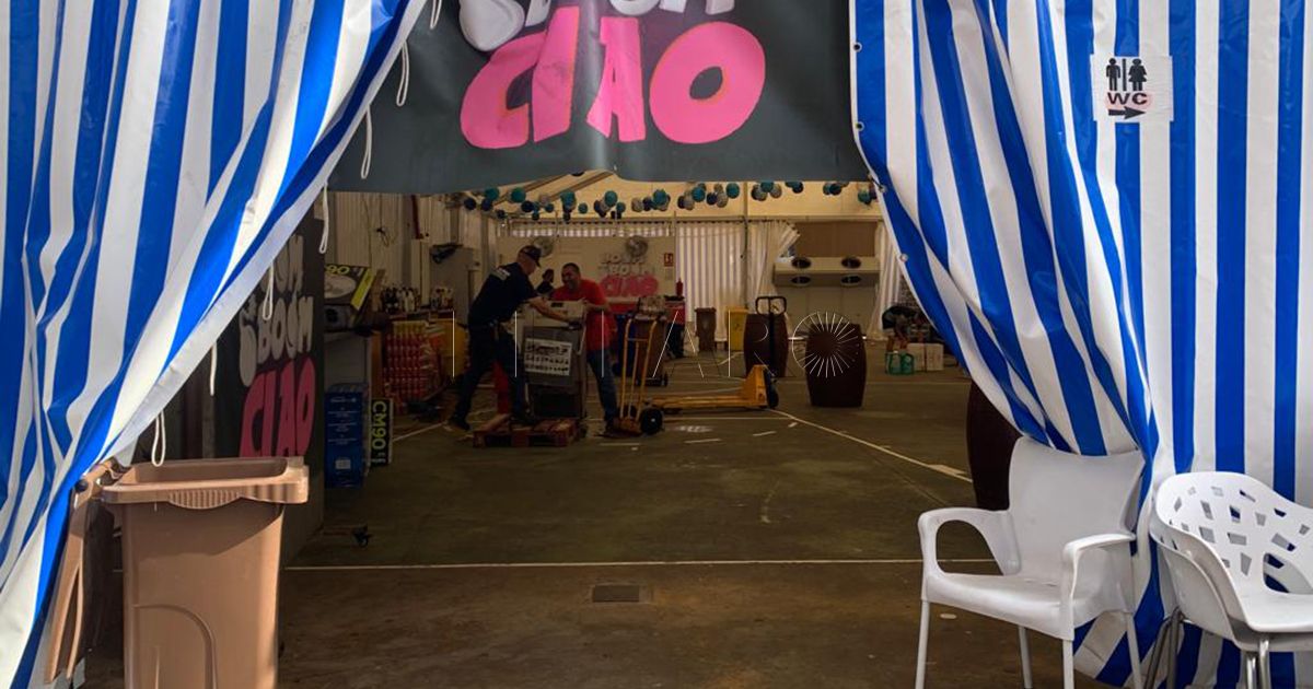 Final de Feria Adiós a la Feria, ya esta todo prácticamente recogido en el recinto ferial