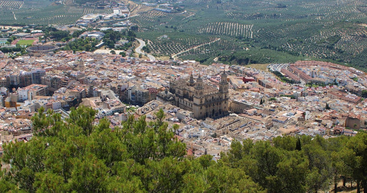 Siete destinos para los melillenses que quieran una escapada barata