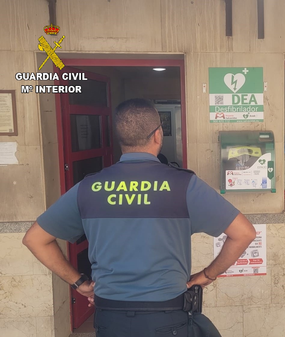 WhatsApp Image 2022 09 23 at 7.41.39 AM 1 Concluye un curso para guardias civiles sobre desfibriladores externos semiautomáticos