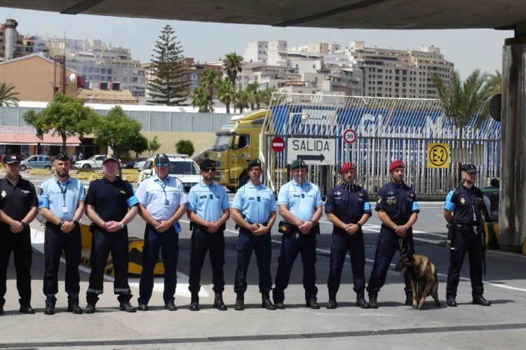 frontex 750x500 1 La UE repite que es España quien puede pedir una misión de Frontex en Melilla y Ceuta