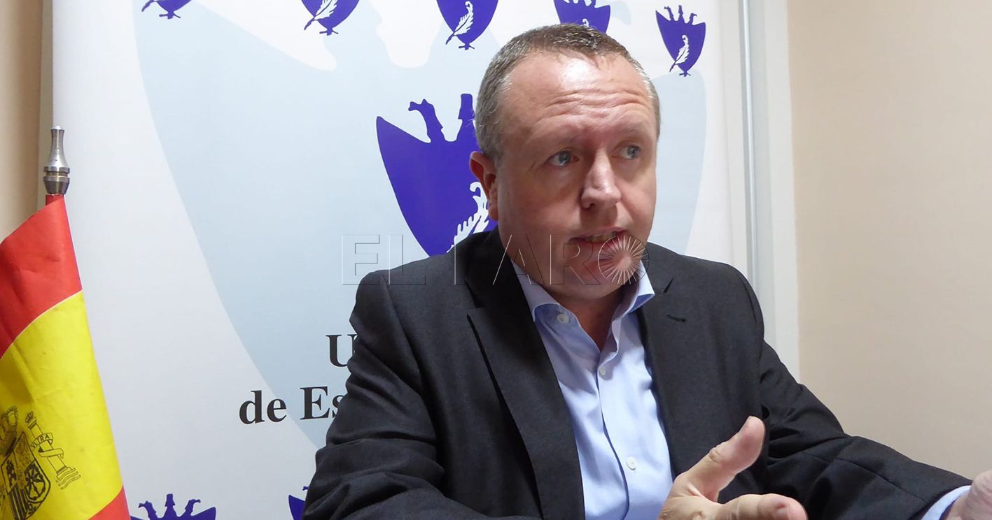 juan carlos heredia recorte La UNEE asegura que extiende su apoyo jurídico a problemas laborales de los escritores