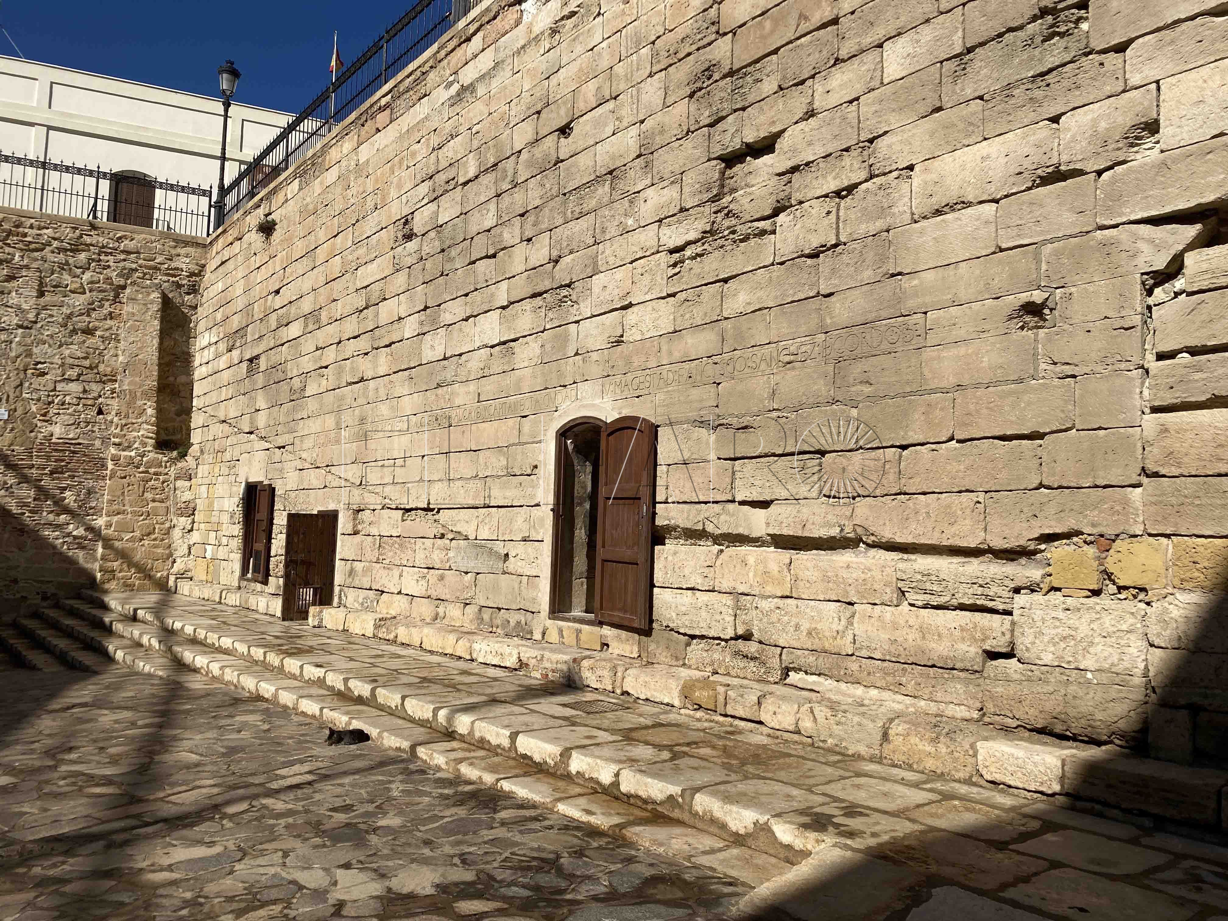 De la fortificación al modernismo, 525 años de historia