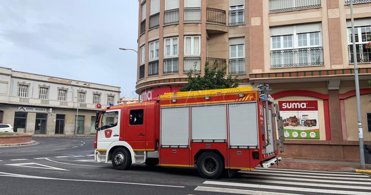 Bomberos recorte De Castro cree justo reservar plazas de Bomberos para militares retirados
