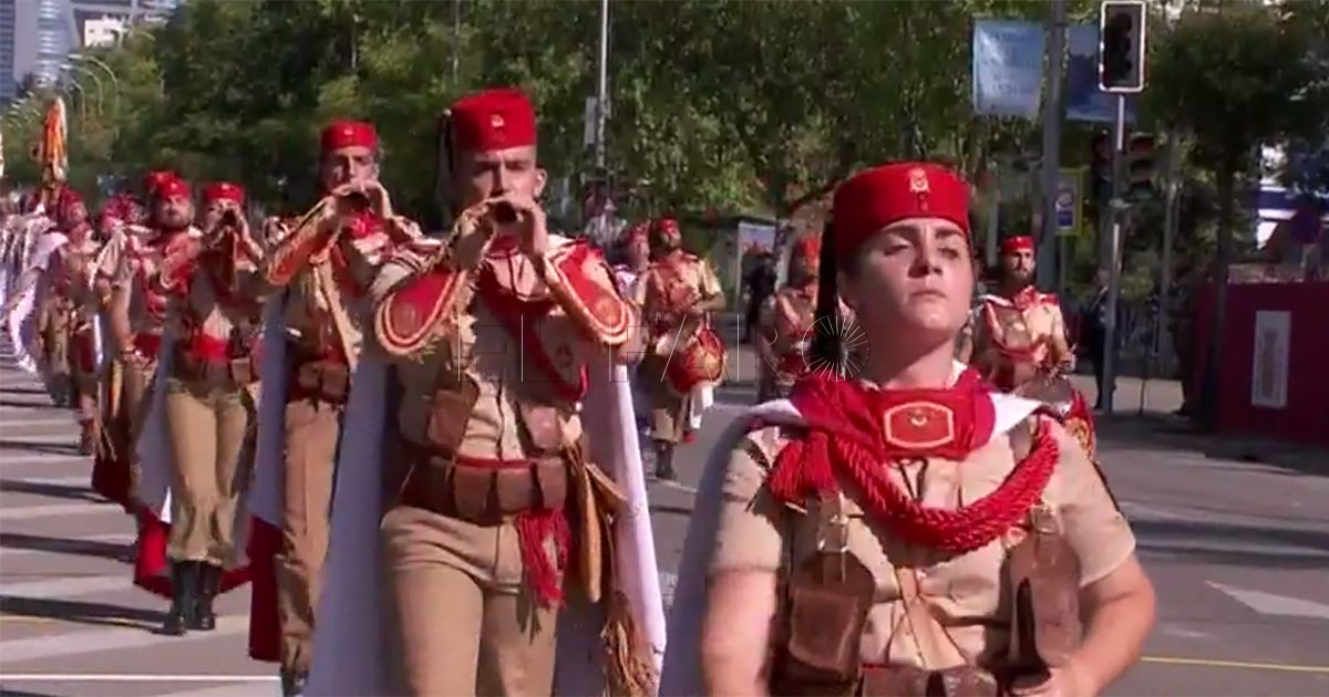 Regulares Regulares de Melilla, levantan expectación en el desfile por el Día de la Fiesta Nacional