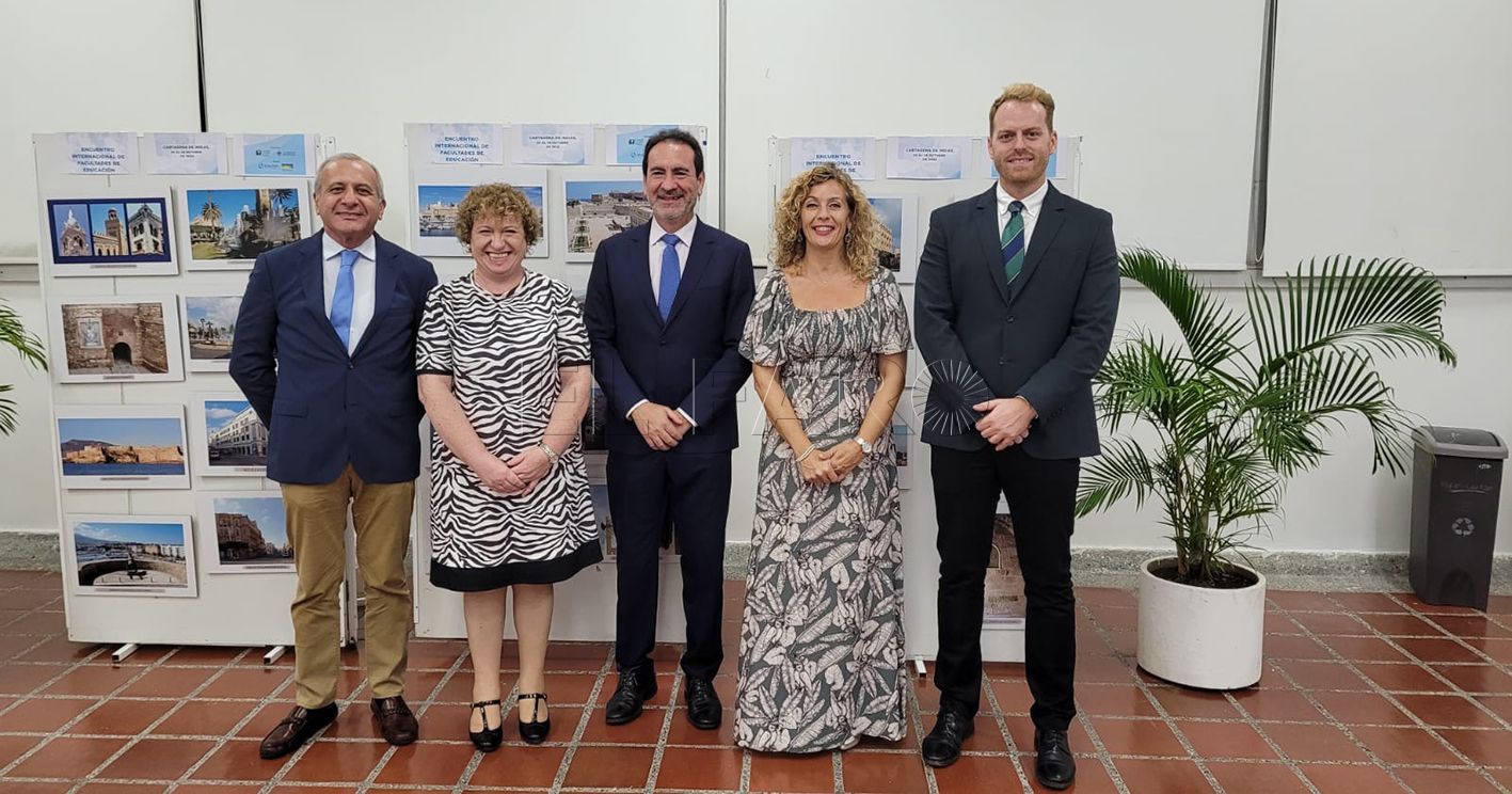La UGR promociona Melilla en el Encuentro de Facultades de Educación en Colombia