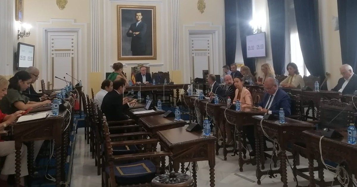 plenojardin Sale adelante en el pleno la modificación de 2 parcelas de Jardín Melillense para construir viviendas