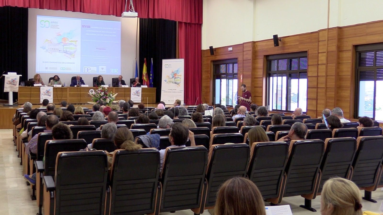 ss Gloria Rojas asiste a la inauguración de la XVIII Asamblea Nacional de Decanos