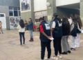 Foto 5 b El alumnado de arte del IES Rusadir realiza una 'performance' contra la violencia de género