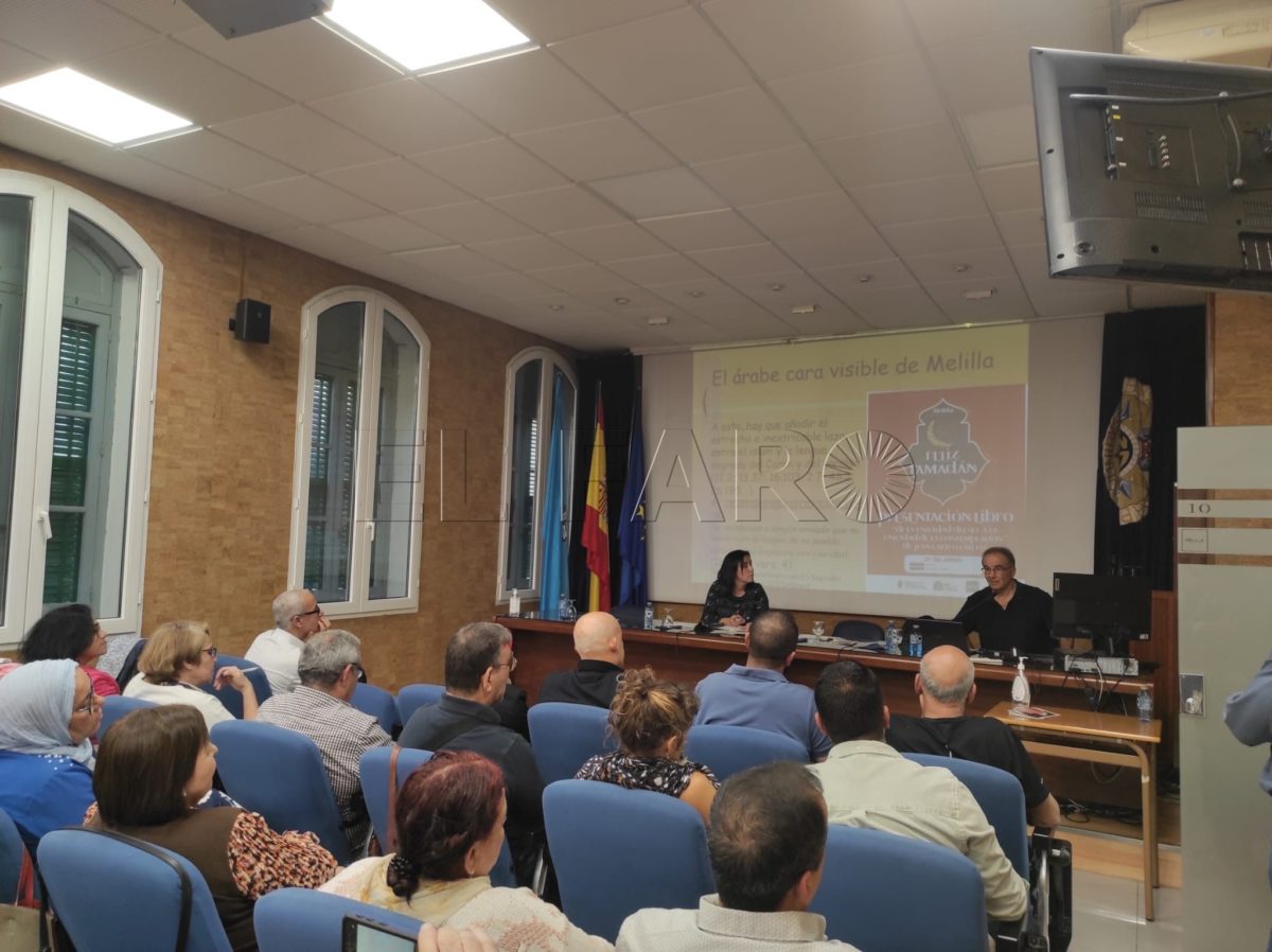 WhatsApp Image 2022 11 14 at 19.16.11 e1668451718405 Especialistas de la lengua amazigh reivindican en la UNED la importancia de construir una "comunidad e identidad lingüística en Melilla"