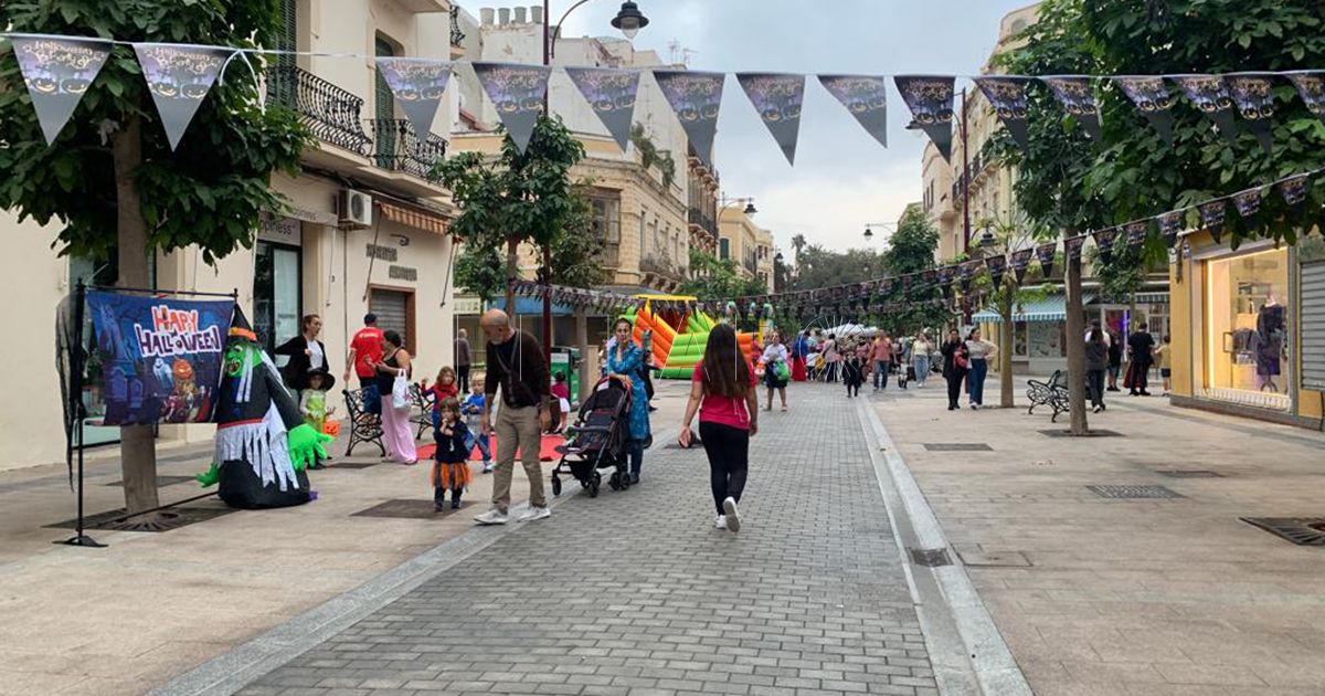 Zona Centro 1 La Asociación Zona Centro celebra 'La Noche en Blanco' este viernes