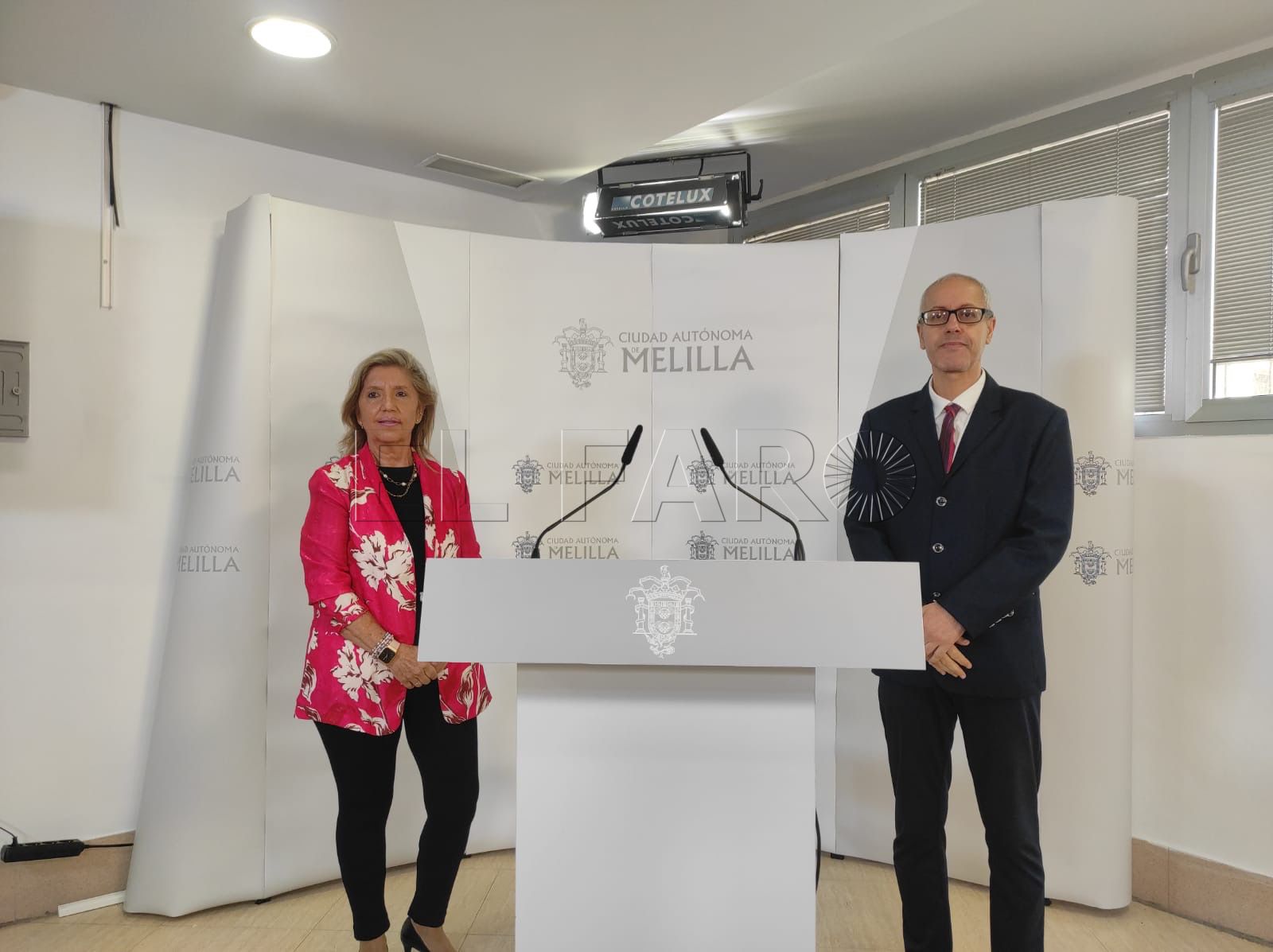 reunion convenio luz Convenio con la Asociación Virgen de la Luz para ayudar a familias en riesgo de exclusión de los Distritos IV y V