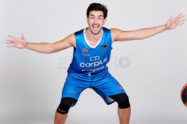 208687 1 Rodrigo: "Tengo mucha ilusión por jugar en Melilla"