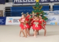24D 1 2 La gimnasia rítmica brilla y sorprende en el festival de Navidad