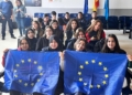 5 Treinta y cuatro alumnos del IES Rusadir participan en una sesión plenaria de Euroscola