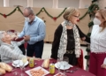 8ddceeaa 6f18 47f7 bda0 b3cddf4cb83e Francisca Maeso asiste a la comida de Navidad del Centro de día San Francisco de Melilla