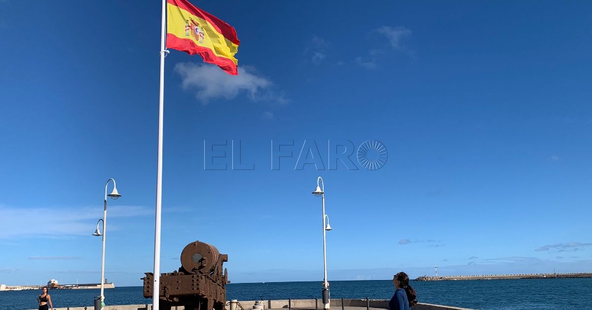 Bandera espanola Melilla se pasa a la provocación