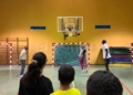 Fi0zR7gXoAcLo a El Melilla Baloncesto visita el CEIP Juan Caro