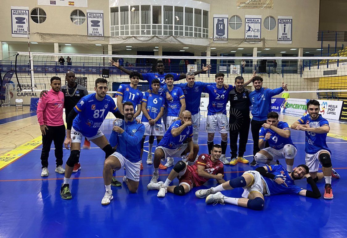 FjJoUqbWYAMlyR8 Tranquila victoria del Melilla Sport Capital Voleibol
