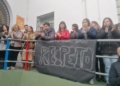 WhatsApp Image 2022 12 01 at 09.08.06 1 Profesores del CEIP Reyes Católicos se manifiestan exigiendo respeto