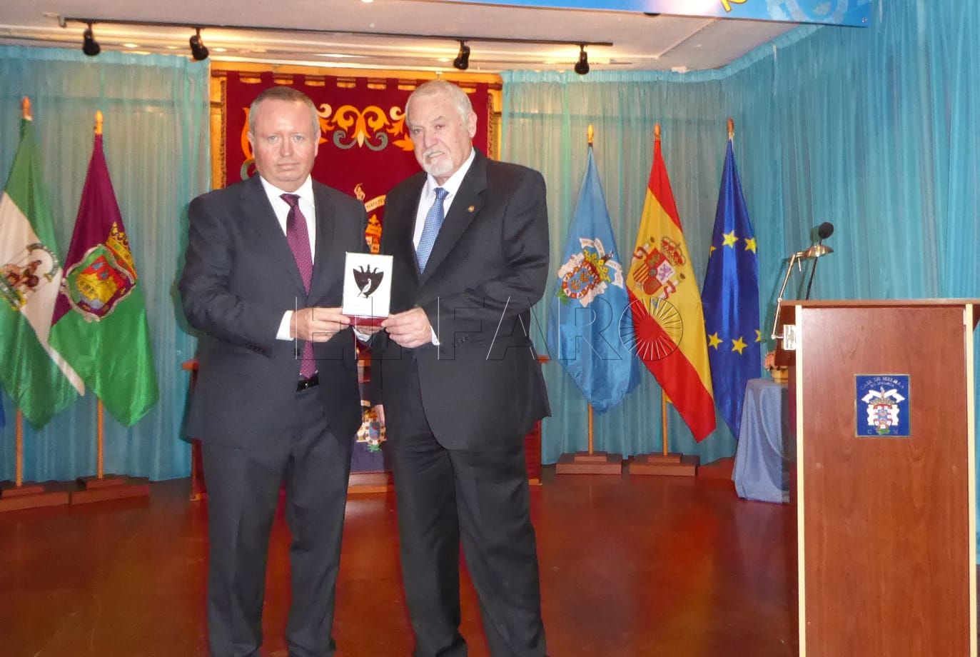 La Unión de Escritores felicita a la Casa de Melilla en Málaga por su 50 aniversario