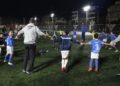 campeon y subcampeon celebran juntos final segunda division CD La Espiguera y UD Melilla, campeones de Copa en Tercera y Segunda Benjamín de fútbol-8