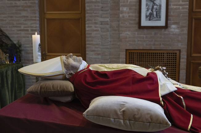 FOTO 2 copia La elegancia a favor del cristianismo como fuente de verdad, belleza y amor