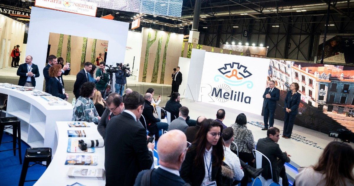 Fitur Podemos critica a Rojas por ir a Fitur sin dinero para los bonos turísticos