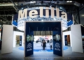 FmwE6XXXgAAVUss El Rey de España saluda al presidente de Melilla en la inauguración de Fitur 2023