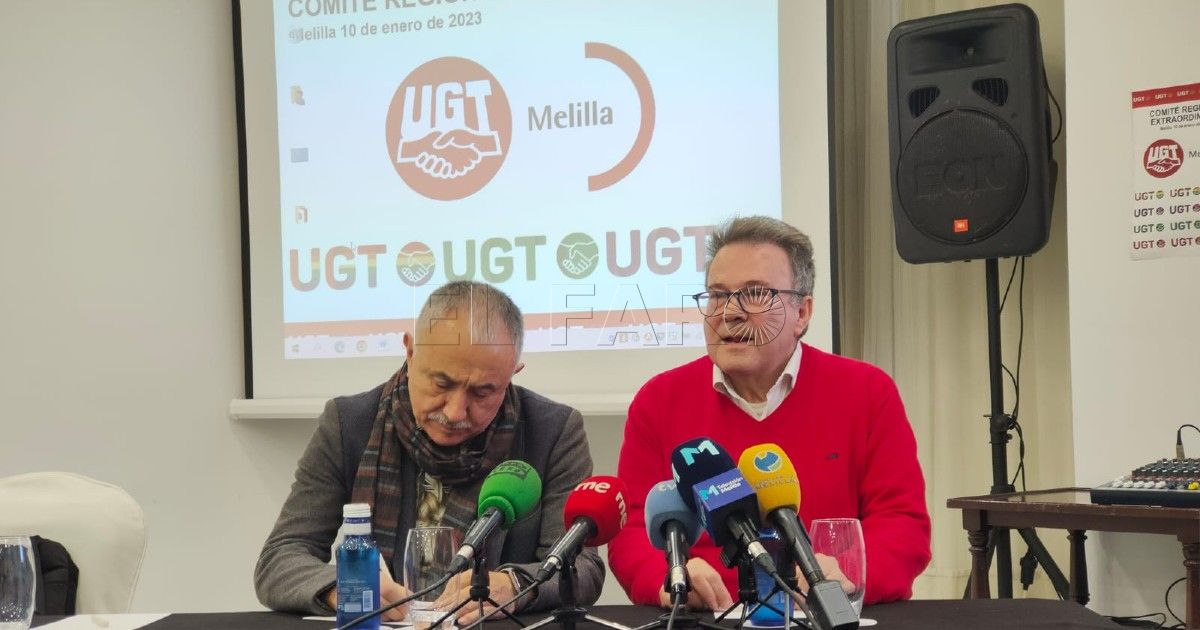 Pepe Álvarez junto a Paco Díaz Relevo en UGT Melilla