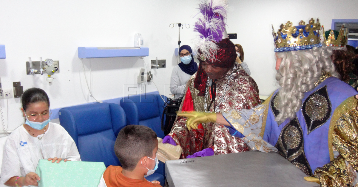 Reyes Magos en el Comarcal. Ingesa agradece los juguetes donados a los niños ingresados en el Hospital Comarcal