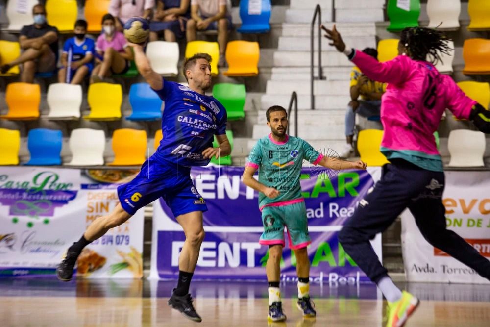 WhatsApp Image 2023 01 05 at 12.49.18 El CD Virgen de la Victoria incorpora al extremo goleador Thomas Werner