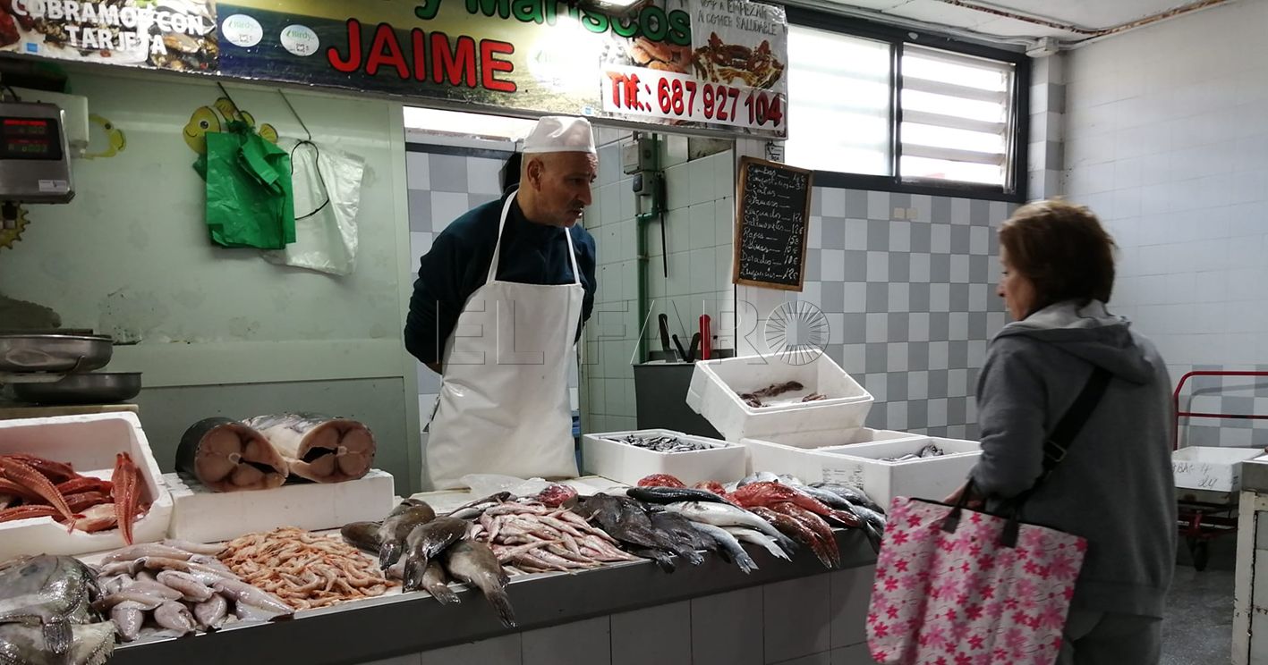 WhatsApp Image 2023 01 20 at 12.35.15 recorte Los comerciantes del Mercado Central, inquietos por si el pescado de Marruecos entra antes en Ceuta que en Melilla
