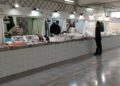 WhatsApp Image 2023 01 20 at 12.35.16 1 Los comerciantes del Mercado Central, inquietos por si el pescado de Marruecos entra antes en Ceuta que en Melilla