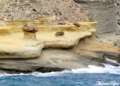 chimeneas desde el mar Las "setas" de Punta Sabinilla