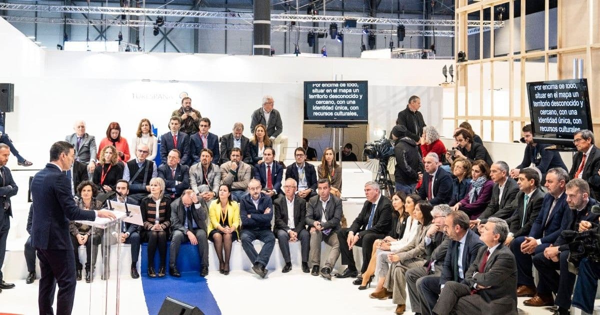 rojas sanchez fitur Gloria Rojas asiste al discurso de Pedro Sánchez en Fitur